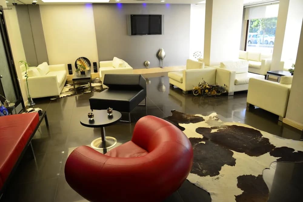 May Park Hotel
