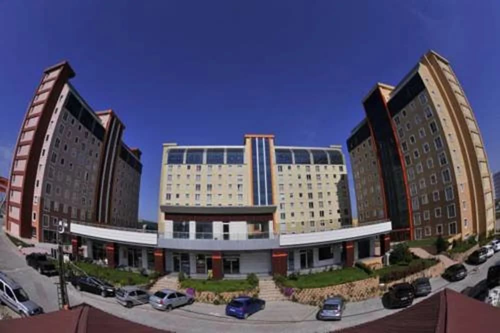 Hera Club Residence