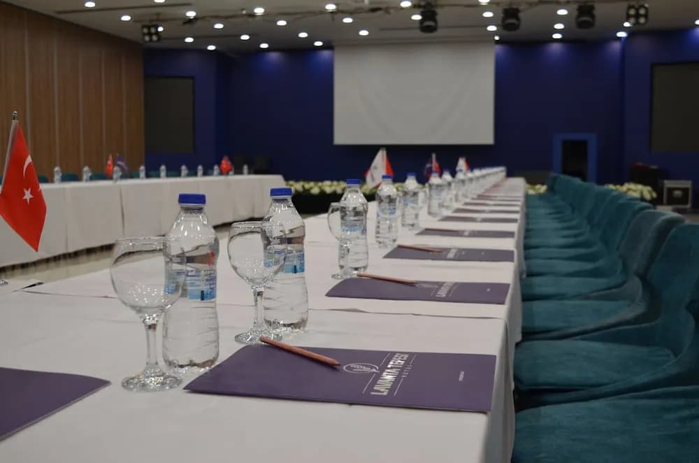 Toplantı salonu/imkânları