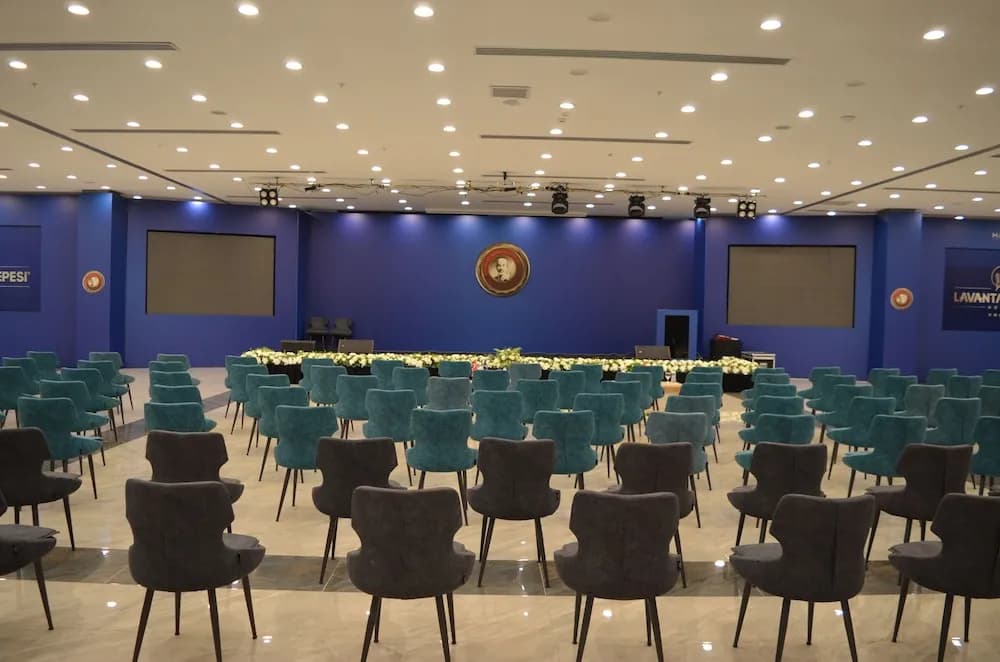 Toplantı salonu/imkânları