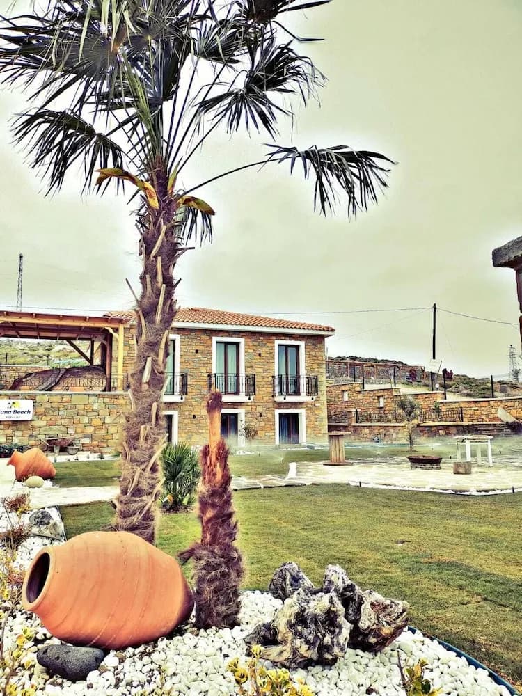 Suna Beach Kefaloz