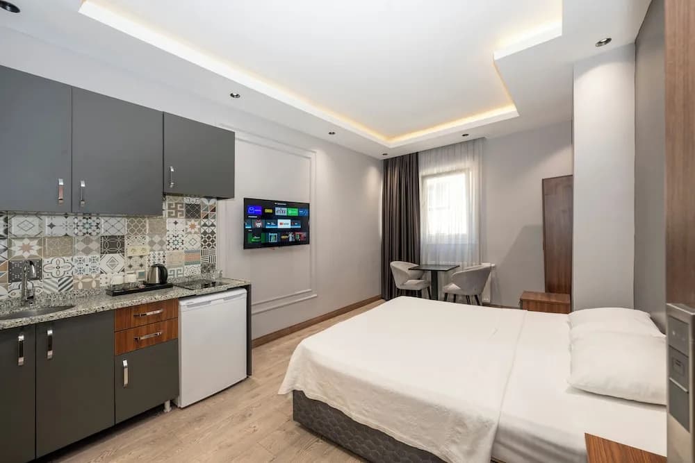 Comfort Suites Hotel