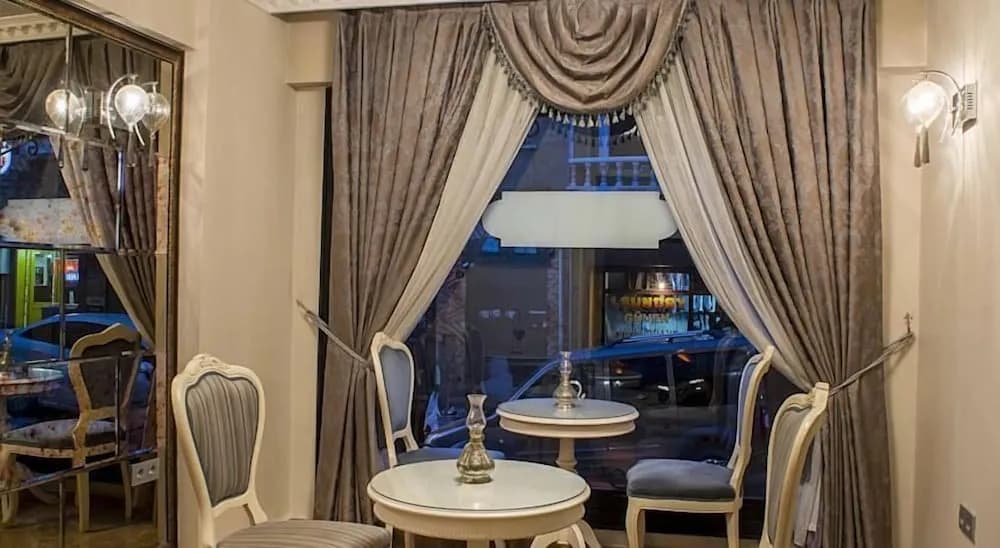 Taksim Nacre Residence