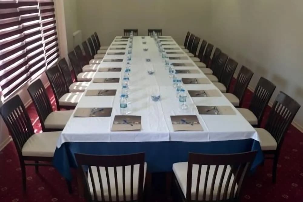 Toplantı salonu/imkânları