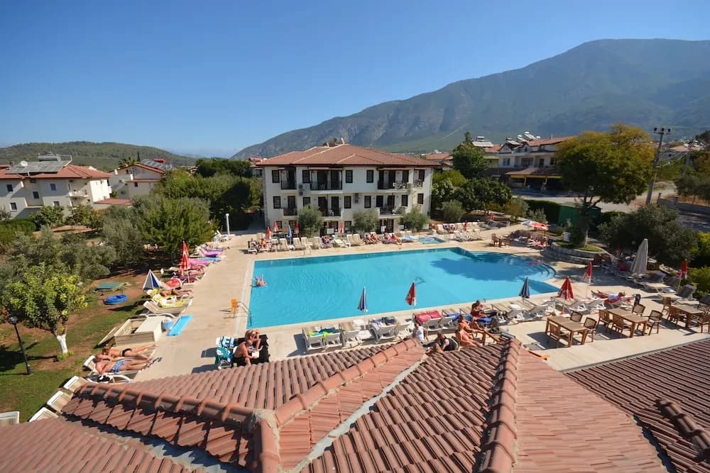 Saray Hotel