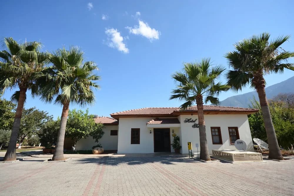 Konaklama yerinin ön cephesi