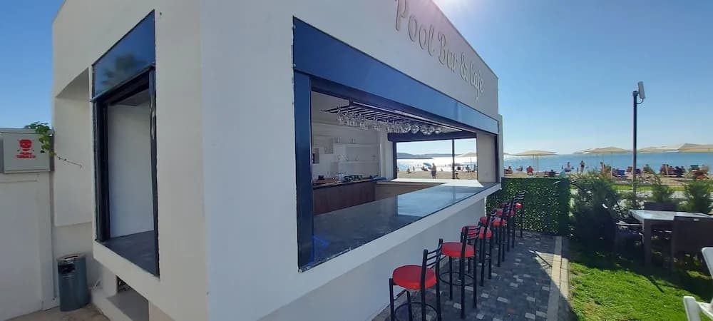 Havuz barı