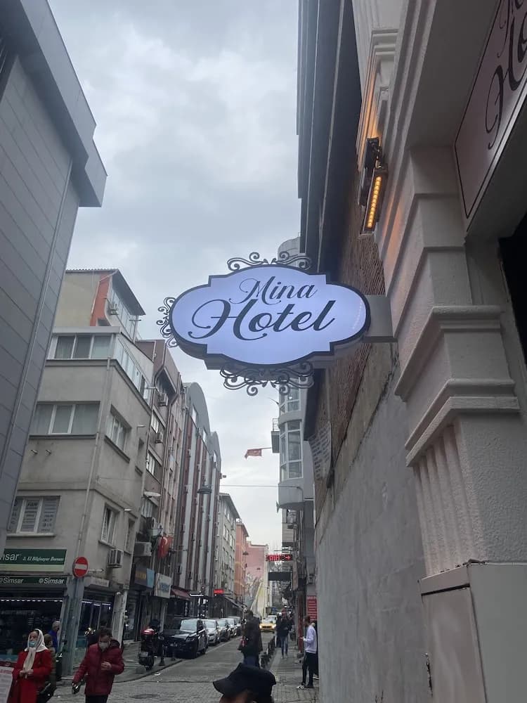 Mina Hotel