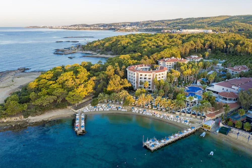 Utopia Resort & Residence