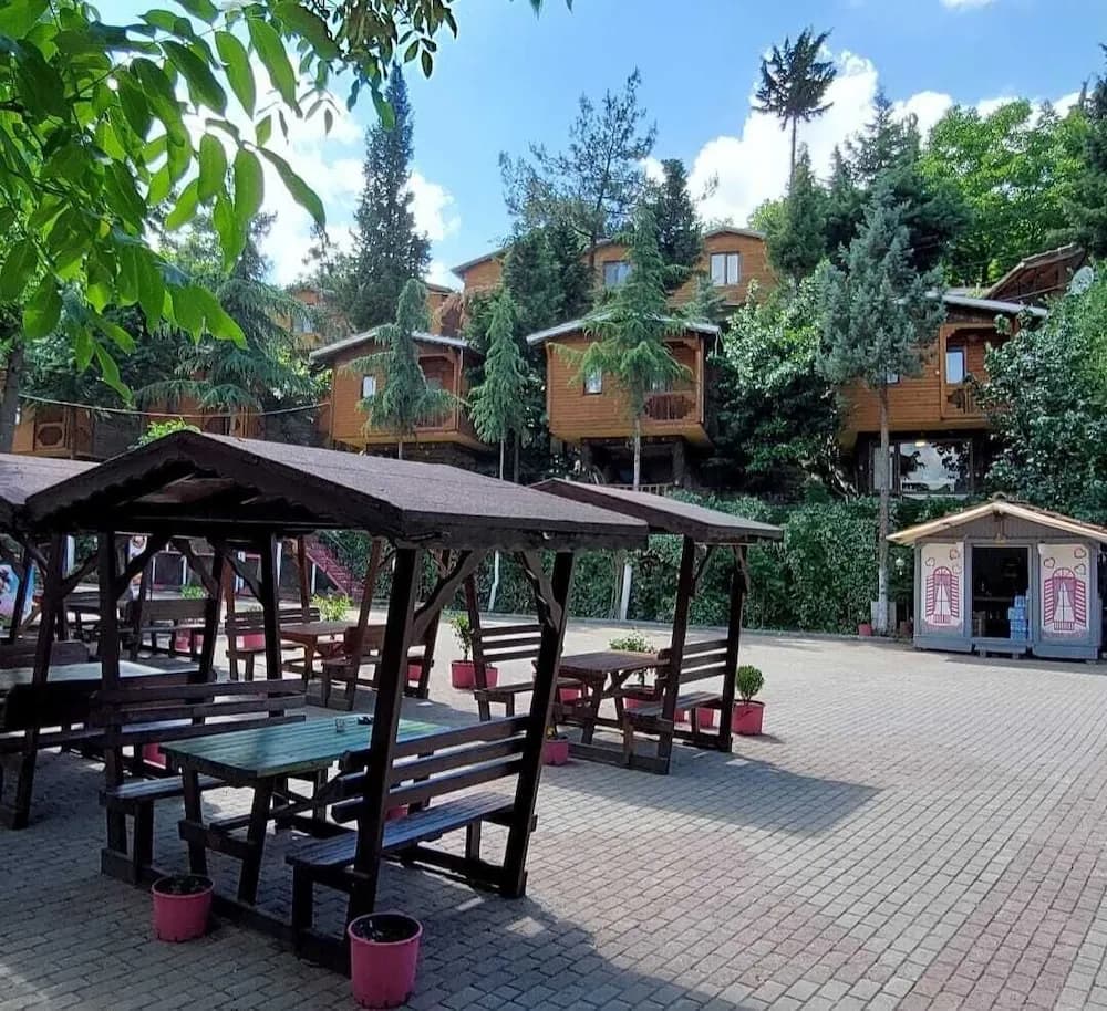 Eraslan Tatil Köyü