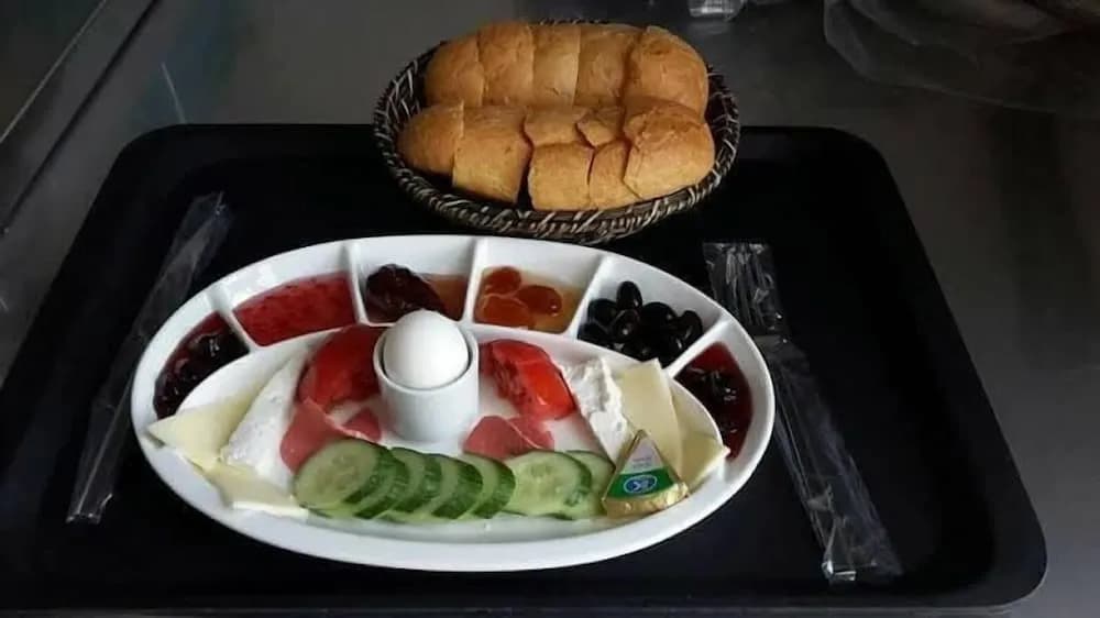 Kahvaltı servisi