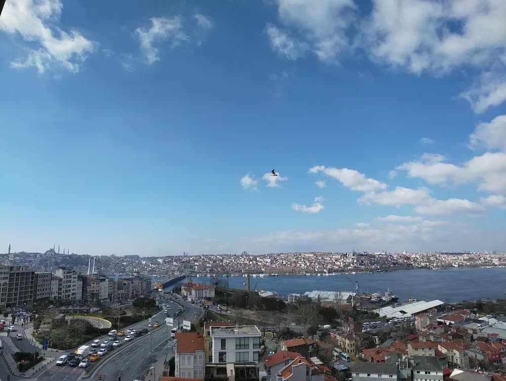 Konaklama yerinin ön cephesi