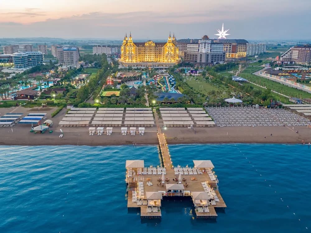 Royal Holiday Palace