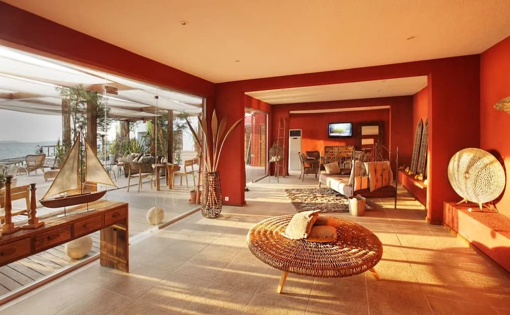 Lobi dinlenme salonu