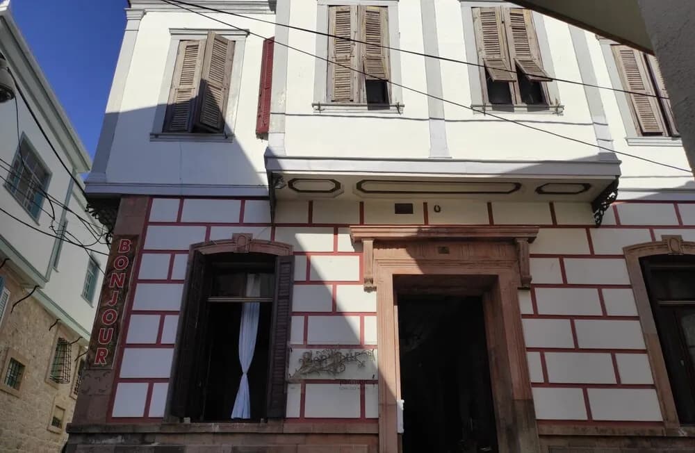 Ayvalık Bonjour Pansiyon