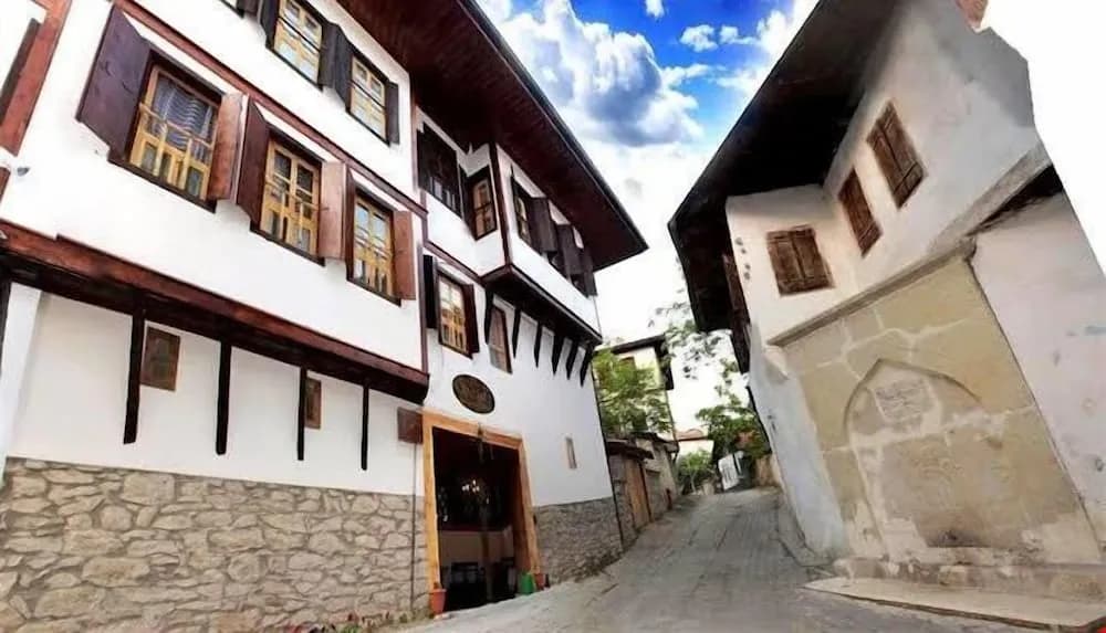 Şerbetçi Garden Konak