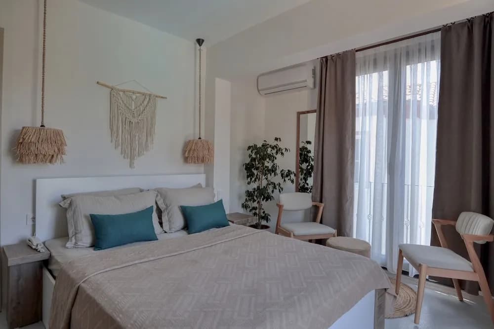 Myrodia by Etapaltınel