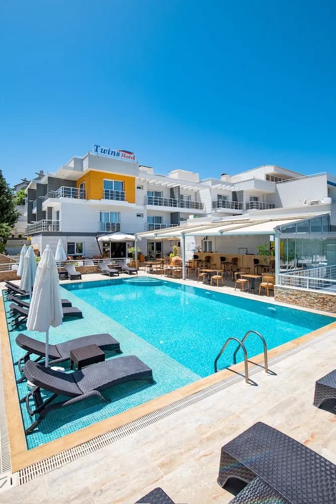 Twins Hotel