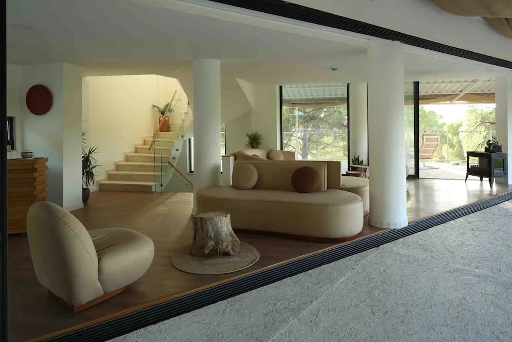 Kozakorman Hotel & Restaurant