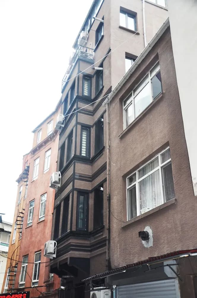 The Queen's Istanbul