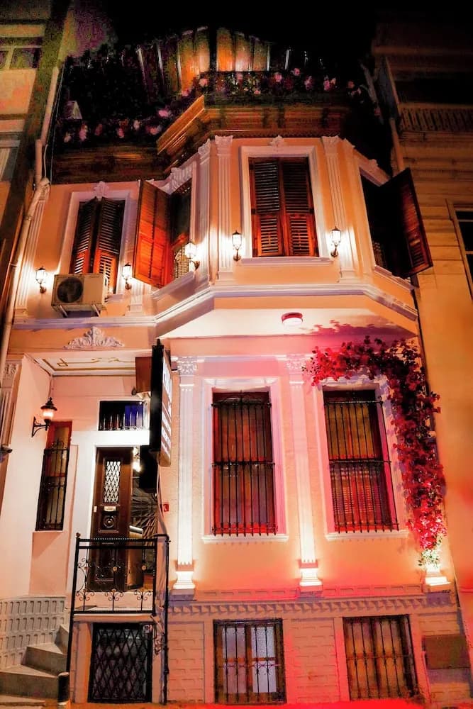 Pablo Suit Hotel