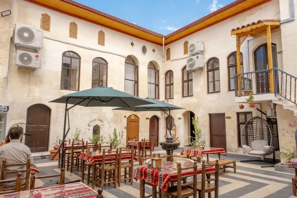 Dostlar Konağı Butik Otel