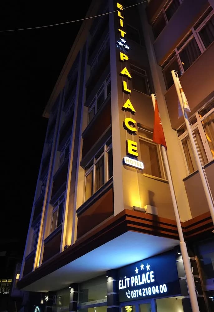 Elit Palace