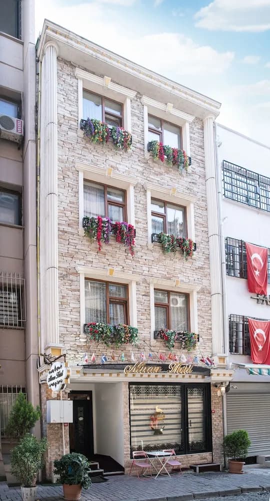 Miran Hotel
