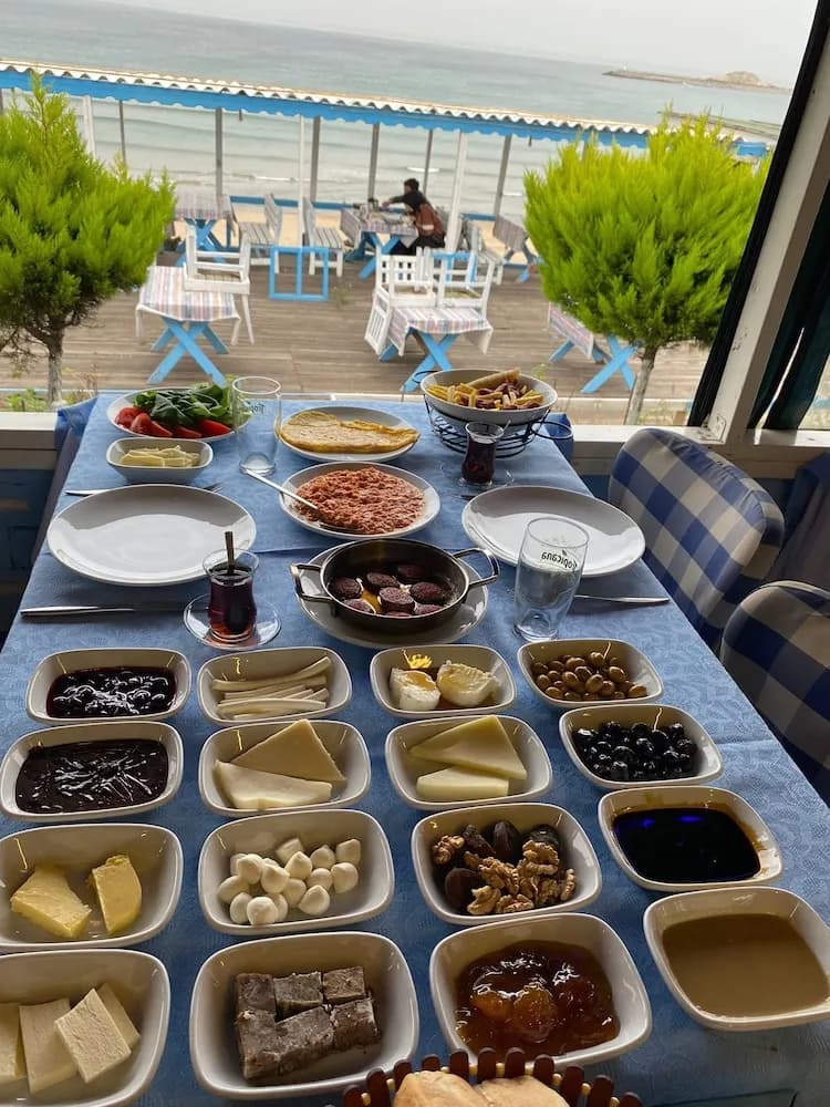 Kahvaltı servisi