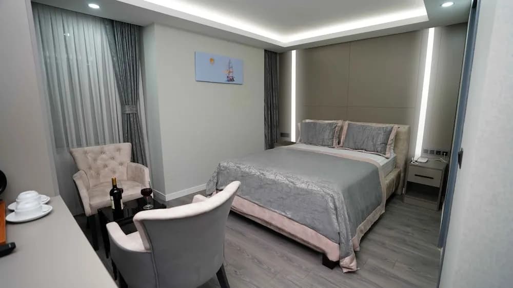 Aura Marina Hotel