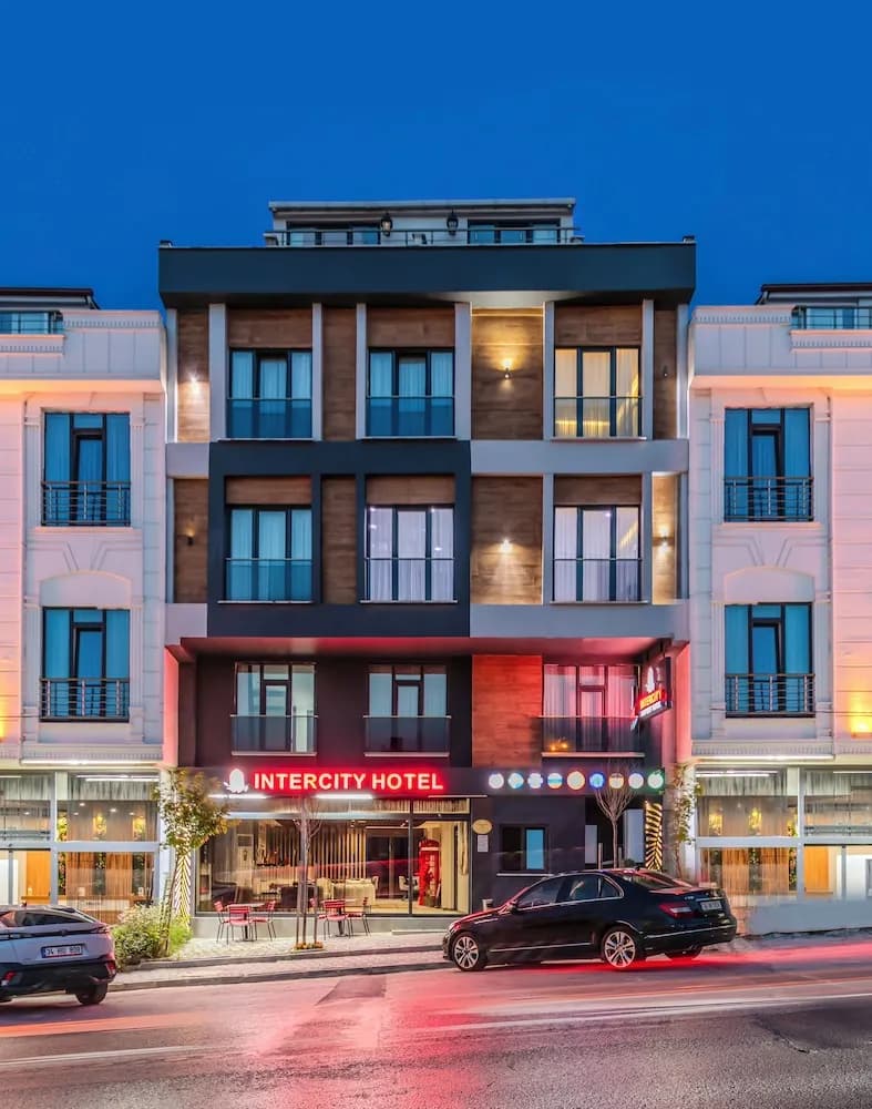 Intercity Airport Hotel