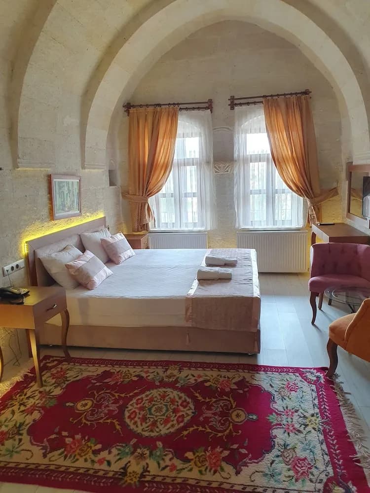 Mesken Cave Suites