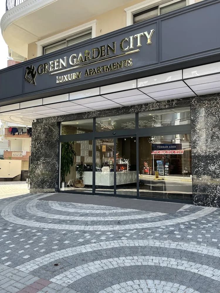 Green Garden City Luxury Apart