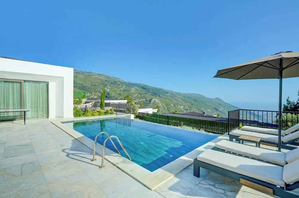 Pluto-1 Planet Luxury Villas