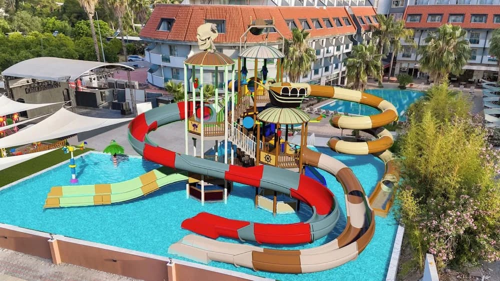 Dedeman Kemer Resort