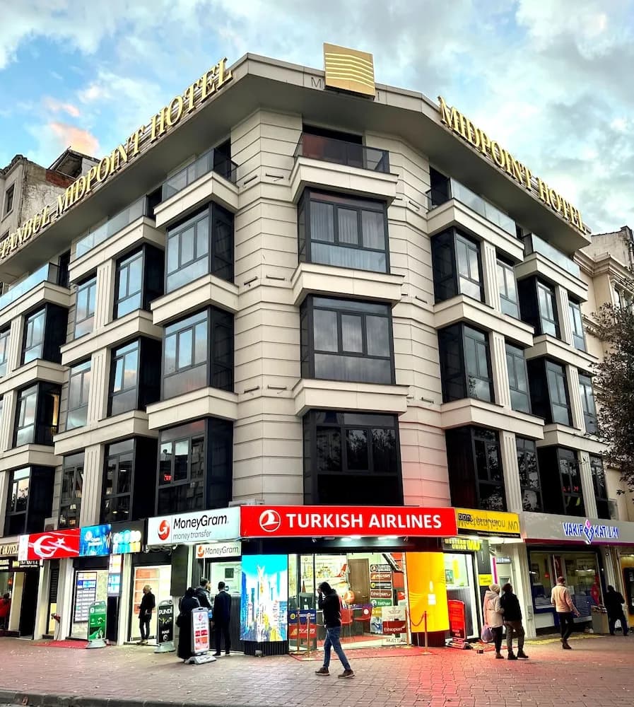 İstanbul Midpoint Hotel