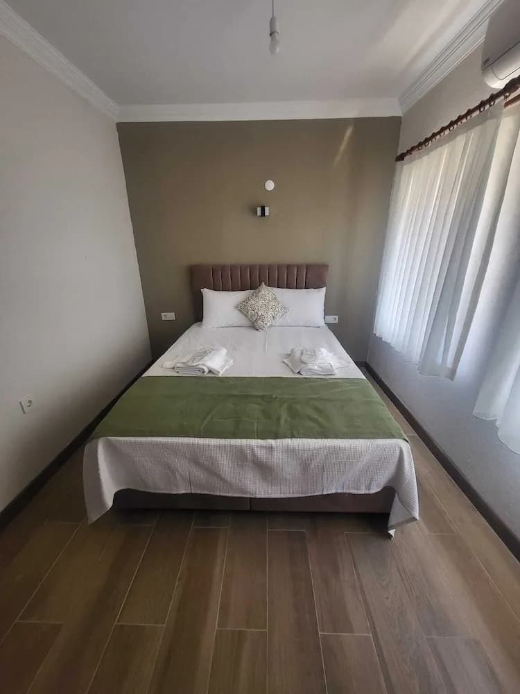 Gaia Taş Konak Geyikli