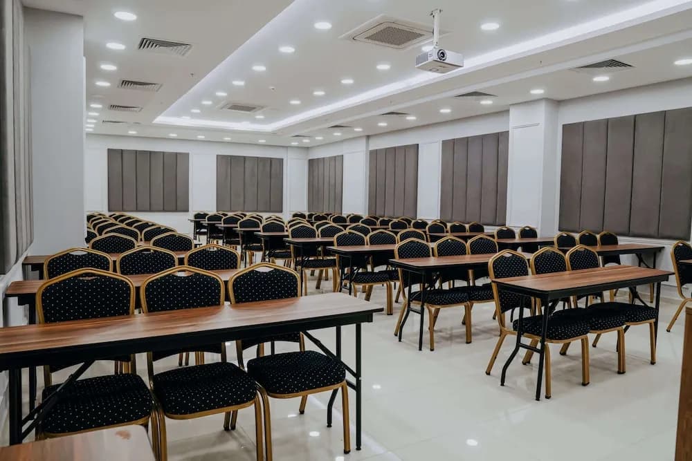 Toplantı salonu/imkânları