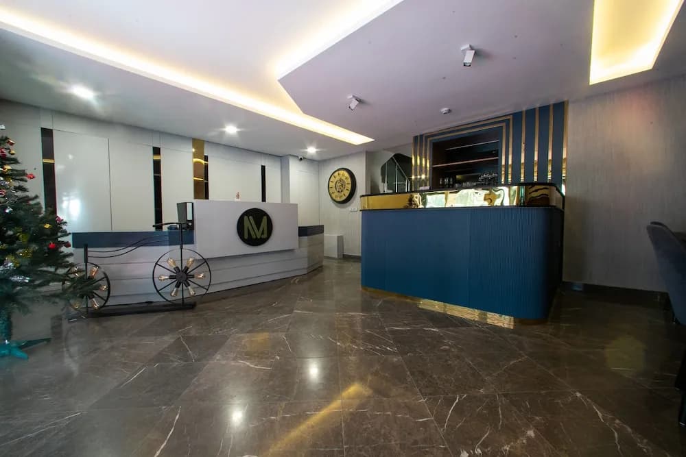 Mad Inn Hotel & Spa