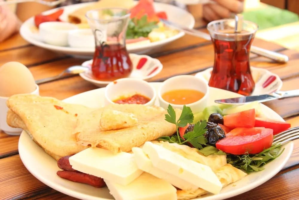 Açık büfe kahvaltı