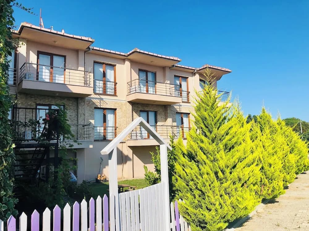 Poyraz Konuk Evi