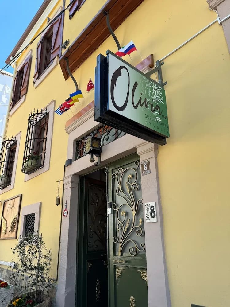 Olivia 1845 Guest House