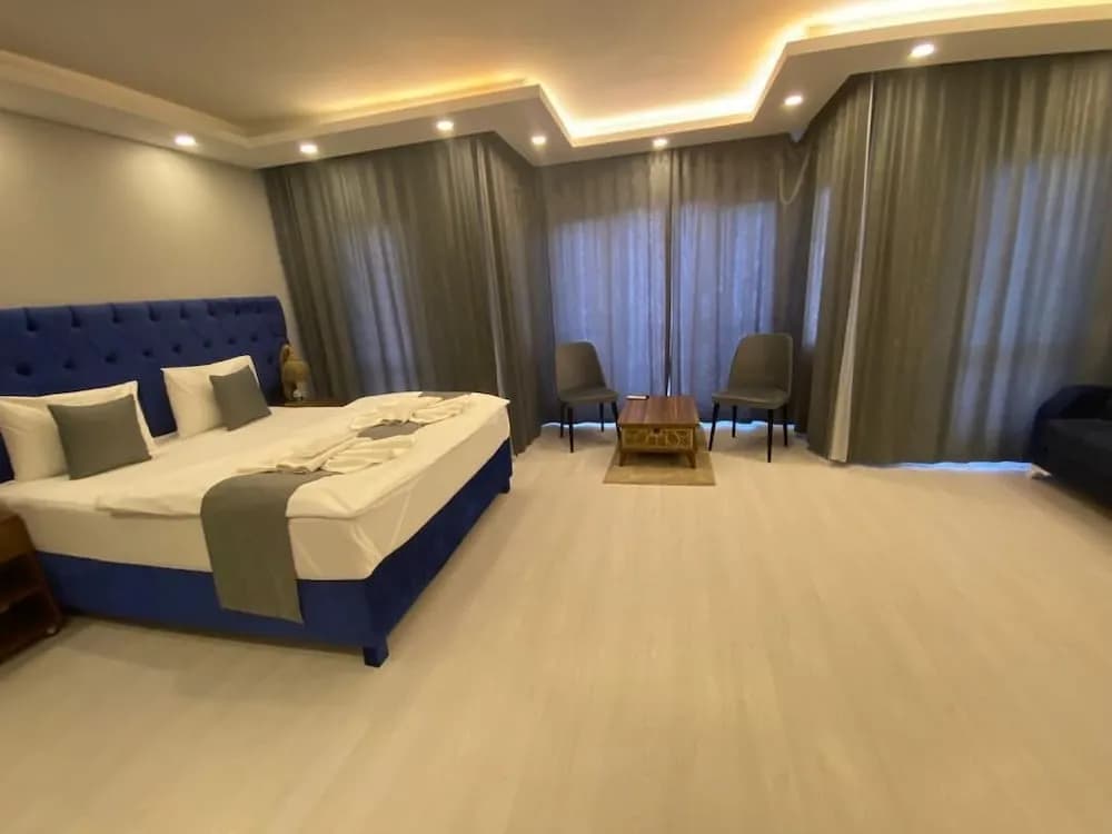 Big Peace Suite