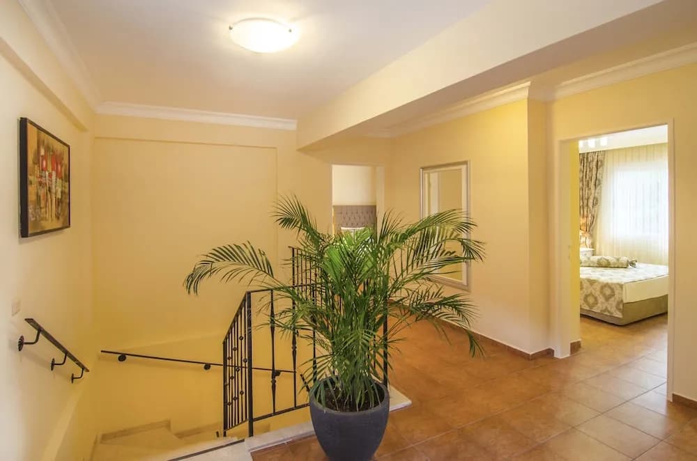 Pine Villas & Apartments Kuşadası