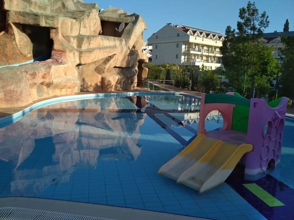 Çocuk havuzu