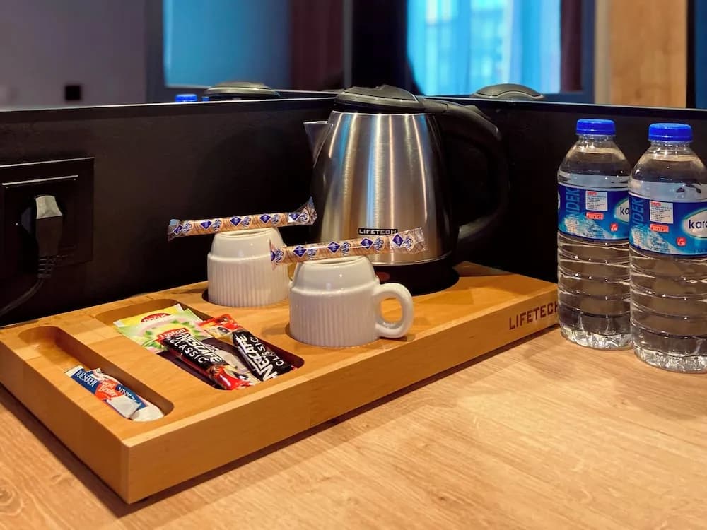 Kahve ve/veya kahve makinesi