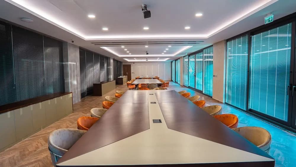 Toplantı salonu/imkânları