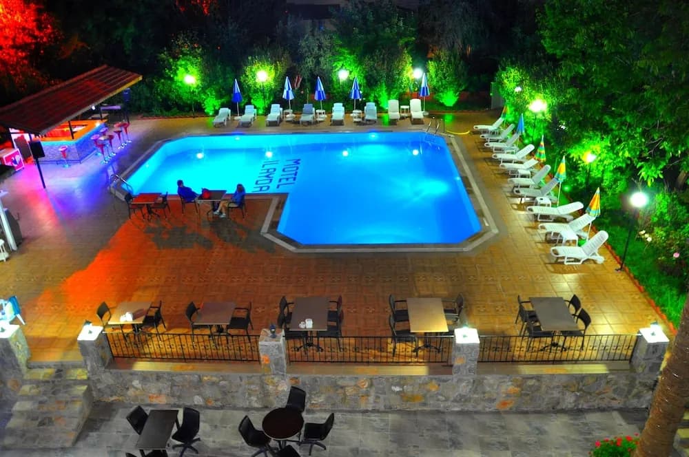 The Green Valley Hotel