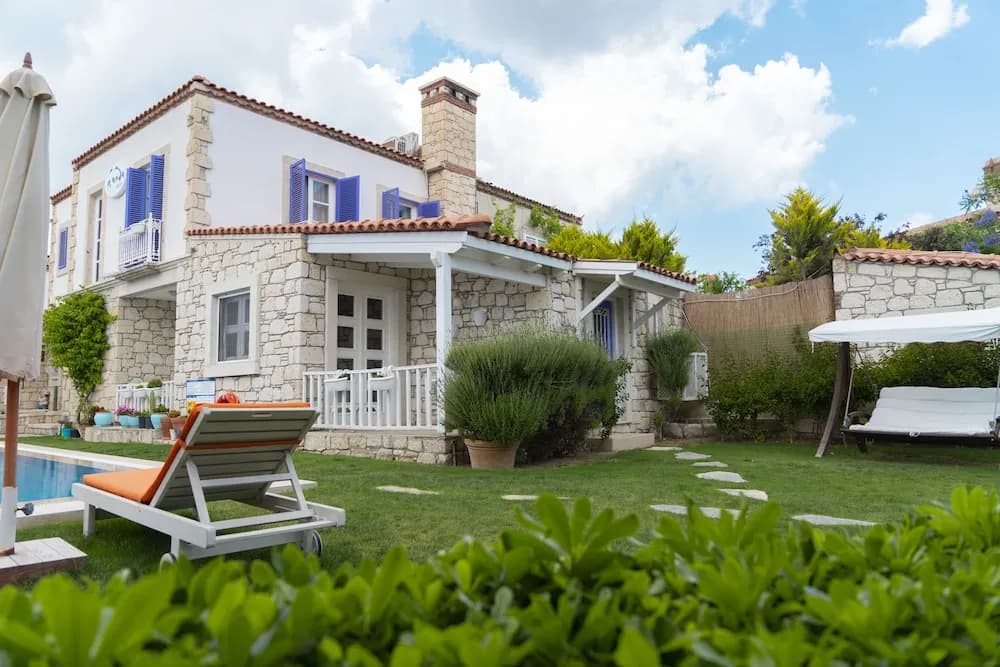 Panda Alaçatı Otel