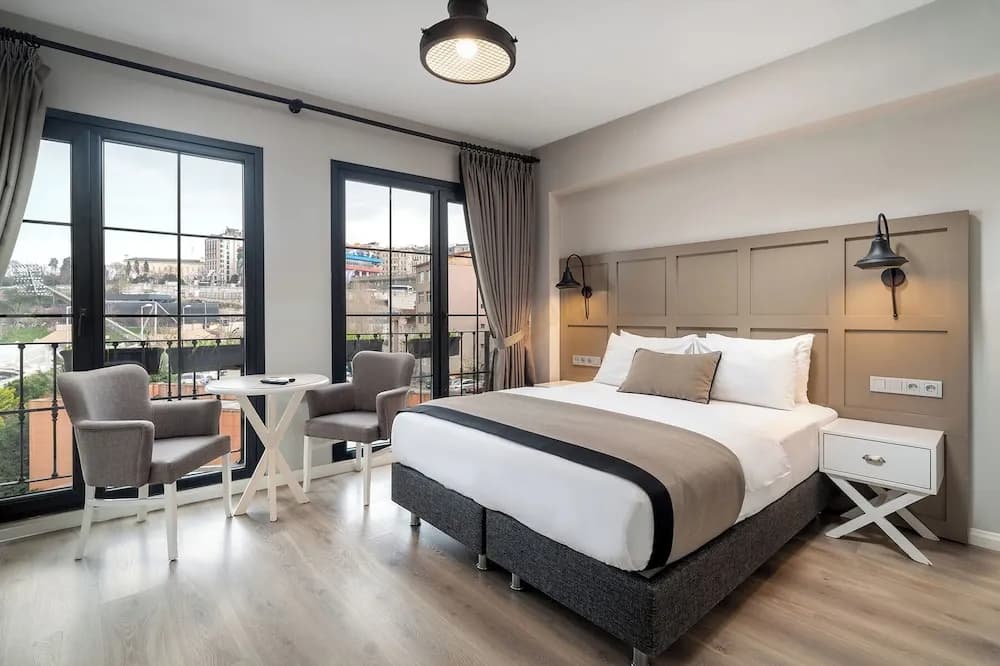Urban Quarters - Tepebaşı